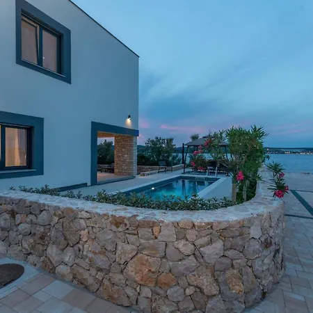 Villa Royal House 1
